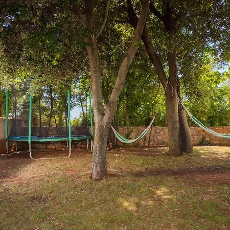 Housegreen Holiday home