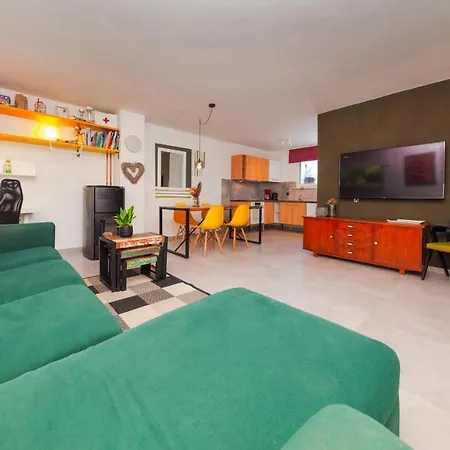 Housegreen