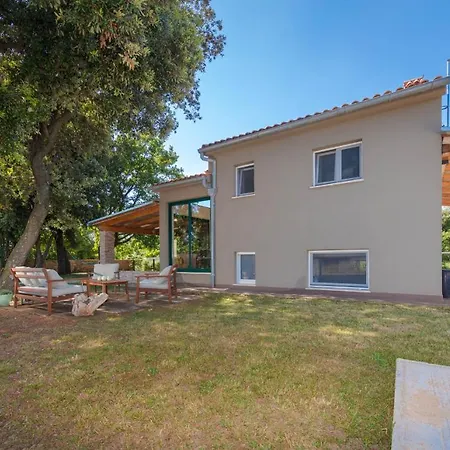 Housegreen * Šišan